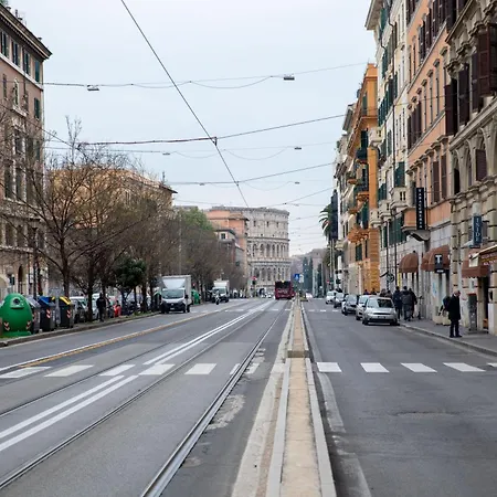 Troppo A Due Passi Dal Colosseo Roma