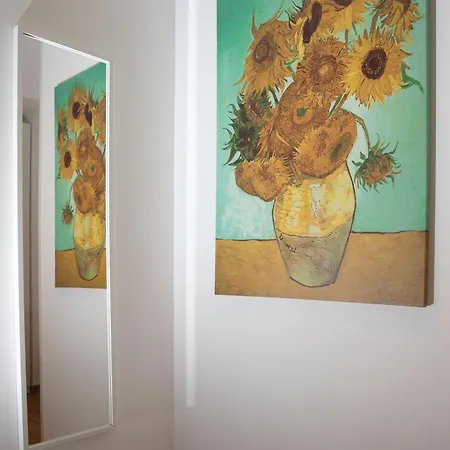 Troppo A Due Passi Dal Colosseo